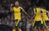 Walcott lập cú đúp, Arsenal thắng trận đầu tại Champions League 2016/17