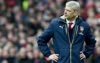 HLV Wenger bóng gió "mắng" fan Arsenal