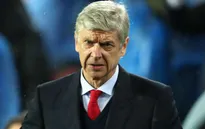 Trăn trở vì Arsenal, HLV Wenger phớt lờ đề nghị cực "khủng"