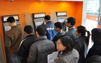 Cận Tết, hàng loạt cây rút tiền ATM lại... "ốm"
