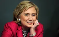 Bầu cử Tổng thống Mỹ: Bà Hillary Clinton thắng cả 5 bang