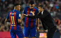 Barcelona khởi đầu tệ nhất từ thời Rijkaard