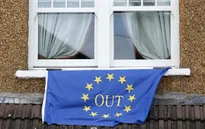 Hạ viện Anh nhất trí thời gian kích hoạt Brexit
