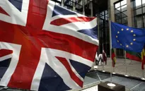 Anh “vật lộn” với cú sốc hậu Brexit