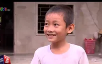Nghị lực của cậu bé 7 năm sống chung với HIV