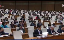 Đại biểu Quốc hội bày tỏ lo ngại về tham nhũng, lãng phí