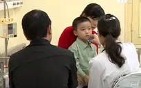 Mang trái tim khỏe mạnh đến với những bệnh nhi nghèo