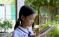 3 cháu nhỏ mong nhận được sự giúp đỡ để tiếp tục đến trường