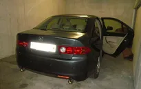 Bắt giữ  một xe ô tô có dấu hiệu nhập lậu