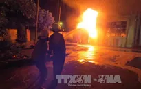 Cháy lớn tại nhà máy sản xuất nến Hải Phòng