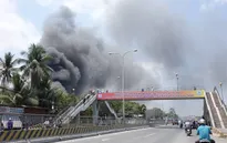Đồng Nai: Cháy lớn tại chợ Hóa An, gần cầu Ghềnh