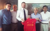 Liverpool ngỏ ý sang Việt Nam thi đấu trong buổi làm việc với VFF