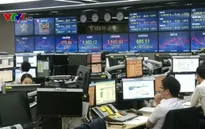 Chứng khoán châu Á biến động mạnh vì Brexit