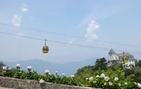 Du lịch được mùa cùng lễ hội