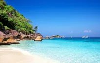 Lo ô nhiễm, Thái Lan đóng cửa đảo Koh Tachai