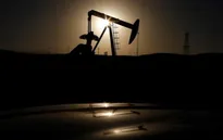 IEA: Giá dầu đã thoát đáy