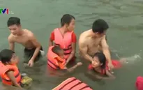 Người thầy dạy bơi hơn 5 năm miễn phí cho trẻ em