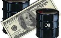 Giá dầu tăng mạnh khiến đồng USD cao ngất ngưởng
