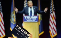 Donald Trump - "Quả bom nổ chậm" của nền kinh tế Mỹ?