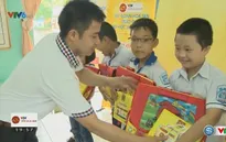 Giải xe đạp Quốc tế VTV Cúp Tôn Hoa Sen đồng hành cùng em đi học tại Nam Định