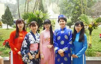 Sinh viên Bách khoa “quậy tưng bừng” trong Ngày hội áo dài chào mừng 8/3