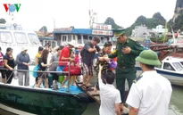 2.000 du khách mắc kẹt ở đảo Cô Tô được đưa vào đất liền