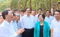 Thủ tướng dự Lễ động thổ xây dựng biểu tượng Cột cờ Hà Nội tại Cà Mau