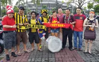 Giao hữu CĐV Việt Nam - Malaysia hâm nóng bầu không khí bóng đá