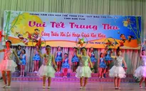 Kom Tum: Trẻ em có hoàn cảnh khó khăn vui Tết Trung thu