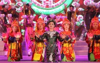 Xem lại lễ khai mạc Festival Huế 2016: Rực rỡ và quyến rũ