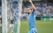 Lập hat-trick, Lampard đi vào lịch sử New York City