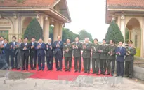Gắn biển công trình quy hoạch xây dựng cụm trường Công an nhân dân