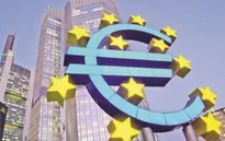EU hạ dự báo tốc độ tăng trưởng của Eurozone