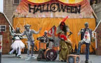 Bà Nà Hills huyền bí trong lễ hội Halloween 2016