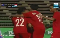 Siêu phẩm từ giữa sân của Beckham tái hiện ở giải U16 Đông Nam Á 2016