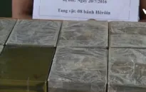 Sơn La: Bắt vụ vận chuyển trái phép 8 bánh heroin