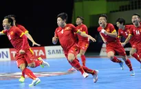 BLV Fox Sports thốt lên: "Các bạn phải ngả mũ trước futsal Việt Nam"