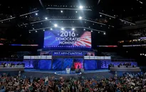 Bầu cử TT Mỹ: Đảng Dân chủ "vùi dập" tỷ phú Trump không tiếc lời
