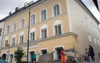 Áo sẽ phá hủy ngôi nhà nơi Hitler ra đời