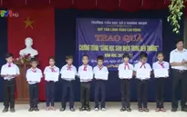 Chung tay hỗ trợ học sinh vùng biển TT-Huế sau sự cố môi trường