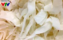 Nở rộ phong trào tự làm mứt Tết đãi khách