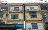 Hà Nội di dời dân khỏi chung cư xuống cấp nghiêm trọng