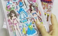 Sticker xuất xứ Trung Quốc được trẻ con yêu thích rất độc hại
