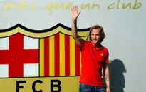 Chuyển động bóng đá 1.7: Ivan Rakitic ra mắt CĐV Barcelona