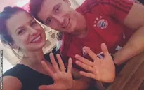 Guardiola, Dieter Hecking và một vài phản ứng sau kì tích “bàn tay nhỏ” của Robert Lewandowski