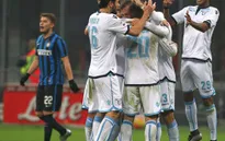 Serie A: Inter bất ngờ thất bại, Napoli tiếp tục thăng hoa