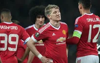 ĐIỂM NHẤN: Thỉnh thoảng, Man United đá cũng hay. Fellaini đánh cùi chỏ giỏi hơn đá bóng