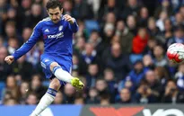 Fabregas lập cú đúp, Chelsea HÚ VÍA hòa West Ham 2-2. Mahrez giúp Leicester hạ Palace 1-0