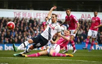 Vòng 31 giải Ngoại hạng Anh: Harry Kane tỏa sáng, Tottenham tiếp tục bám đuổi ngôi đầu