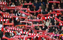 Liverpool và Sevilla đối diện án phạt của UEFA